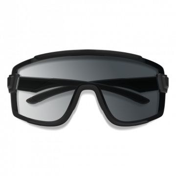 SMITH Wildcat Matte Black + Photochromic Clear to Gray Lens ja kirkas linssi